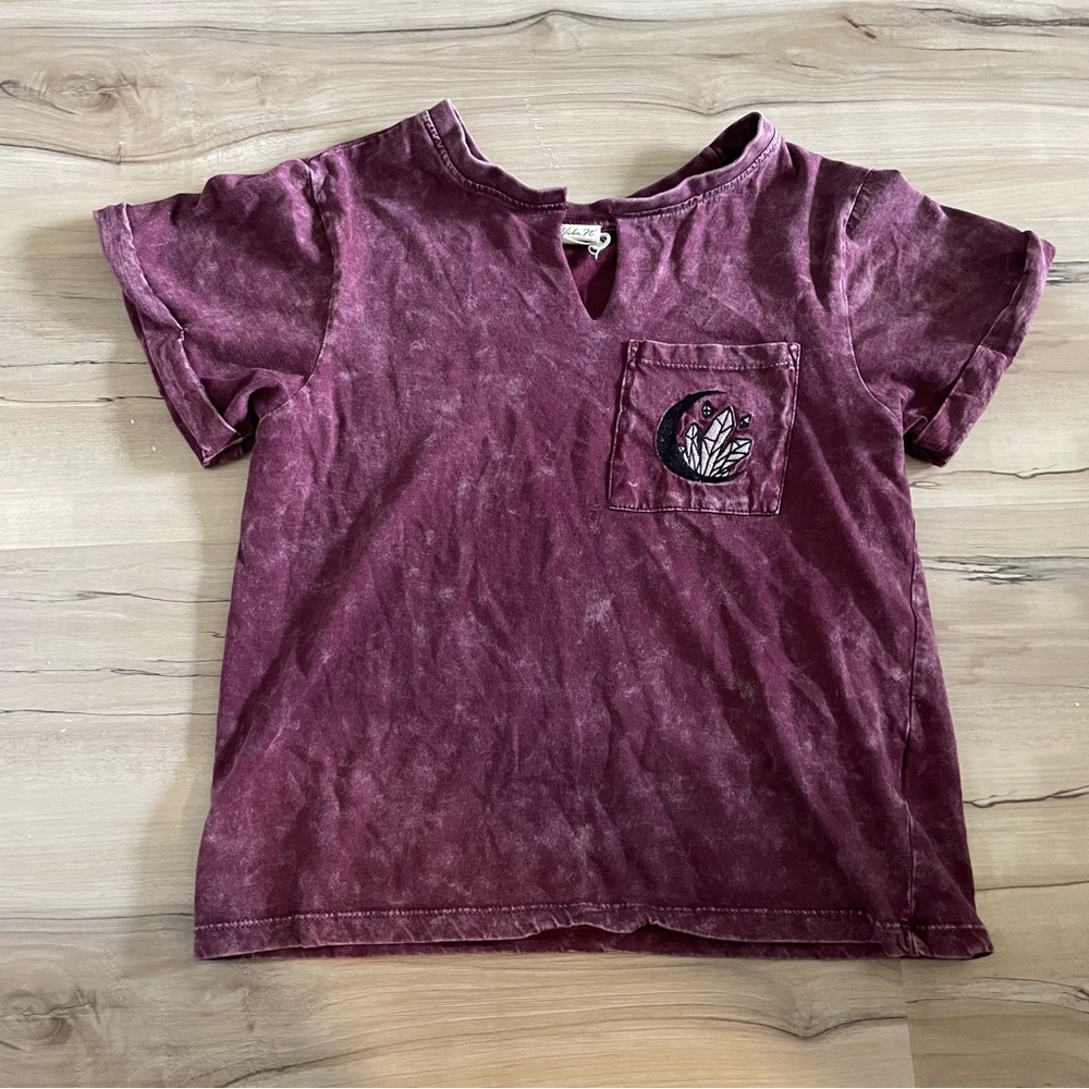 Moon phase cropped graphic tee